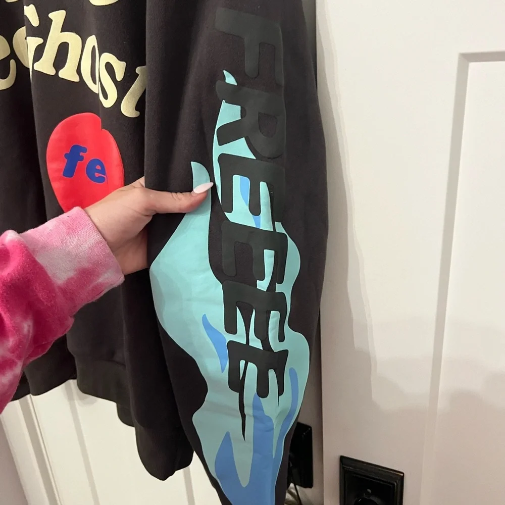 LUCKY ME I SEE GHOST HOODIE - Picture 4 of 6